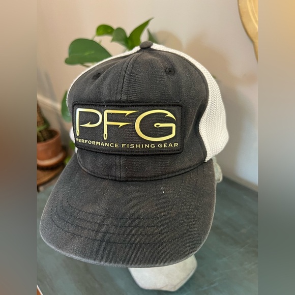 Columbia PFG Performance Fishing Gear Black & White Flex fit/trucker Men’s Hat - Picture 1 of 3